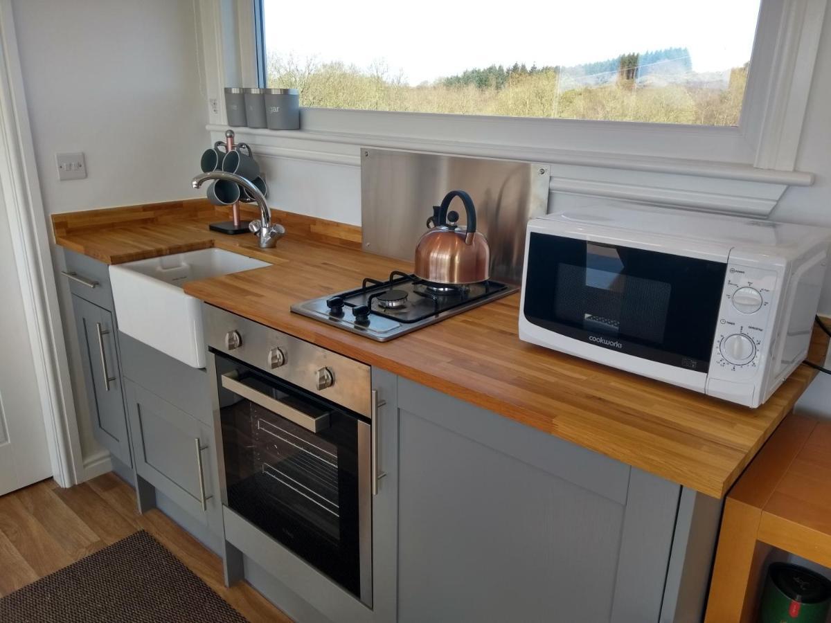 Cleeves Cabins Arran Luxury Lodge With Hot Tub Dalry  Esterno foto